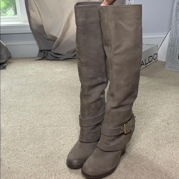 Boots - Picture 2 of 4